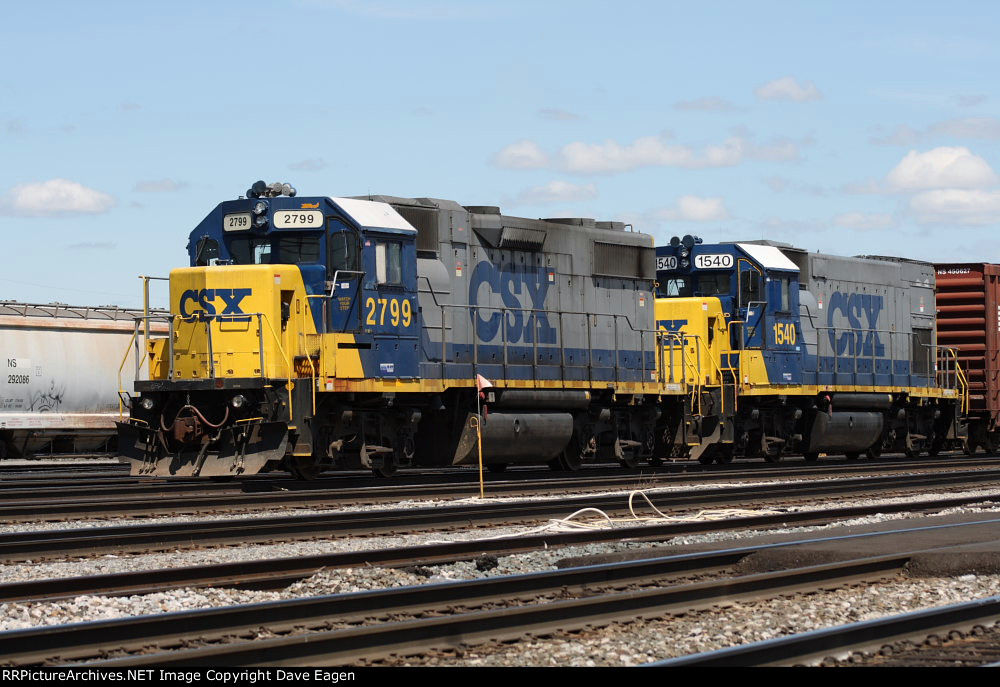 CSX 2799 1540